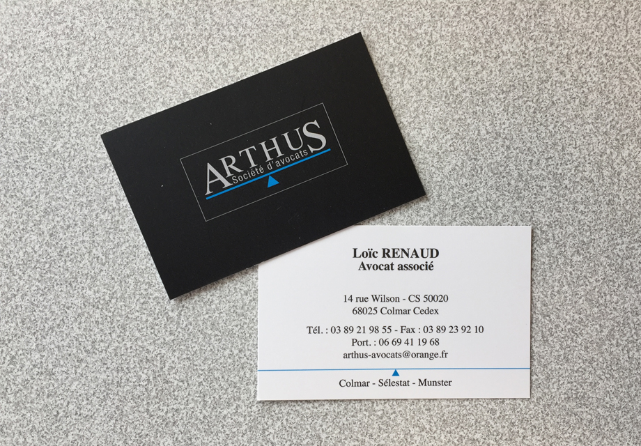 Cartes de visite réalisées pour Arthus, société d'avocats pour leur communication corporate